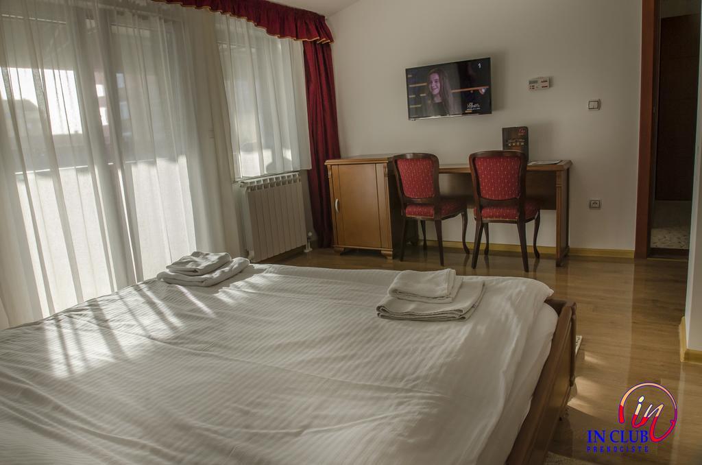 Apartment And Rooms In Club Indija Exterior foto