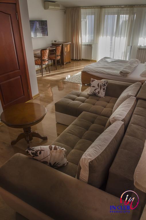 Apartment And Rooms In Club Indija Exterior foto