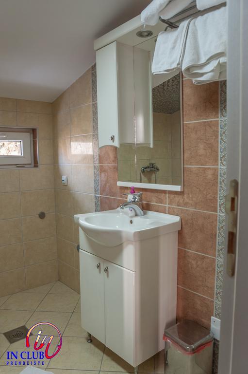 Apartment And Rooms In Club Indija Exterior foto