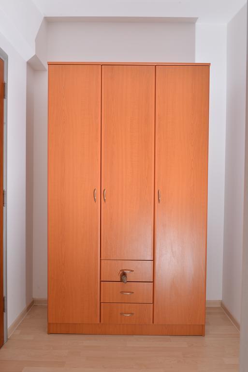 Apartment And Rooms In Club Indija Exterior foto