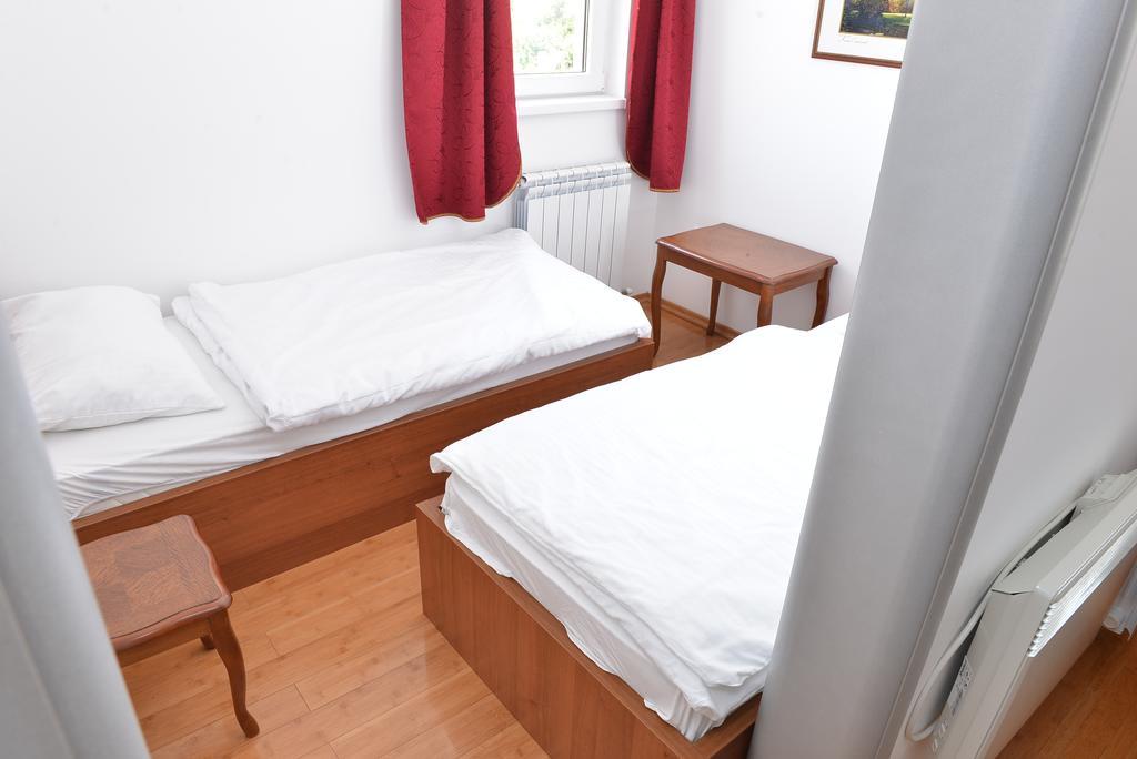Apartment And Rooms In Club Indija Exterior foto